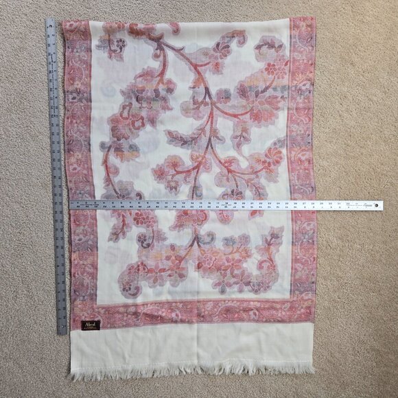 NWOT Wool Scarf Jacquard Embroidered Pink Red Flowers Abrol - Picture 8 of 12